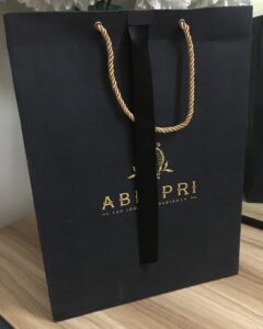 Doori And Robbon Gold Foil Printed Carry Bag 3